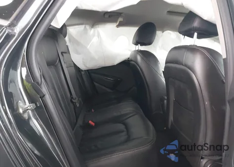 2014 Buick Verano Leather Group z USA, uszkodzony, nr VIN 1G4PS5SK2E4177729